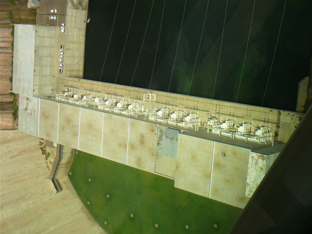 images/H-Glen Canyon Dam (1).jpg